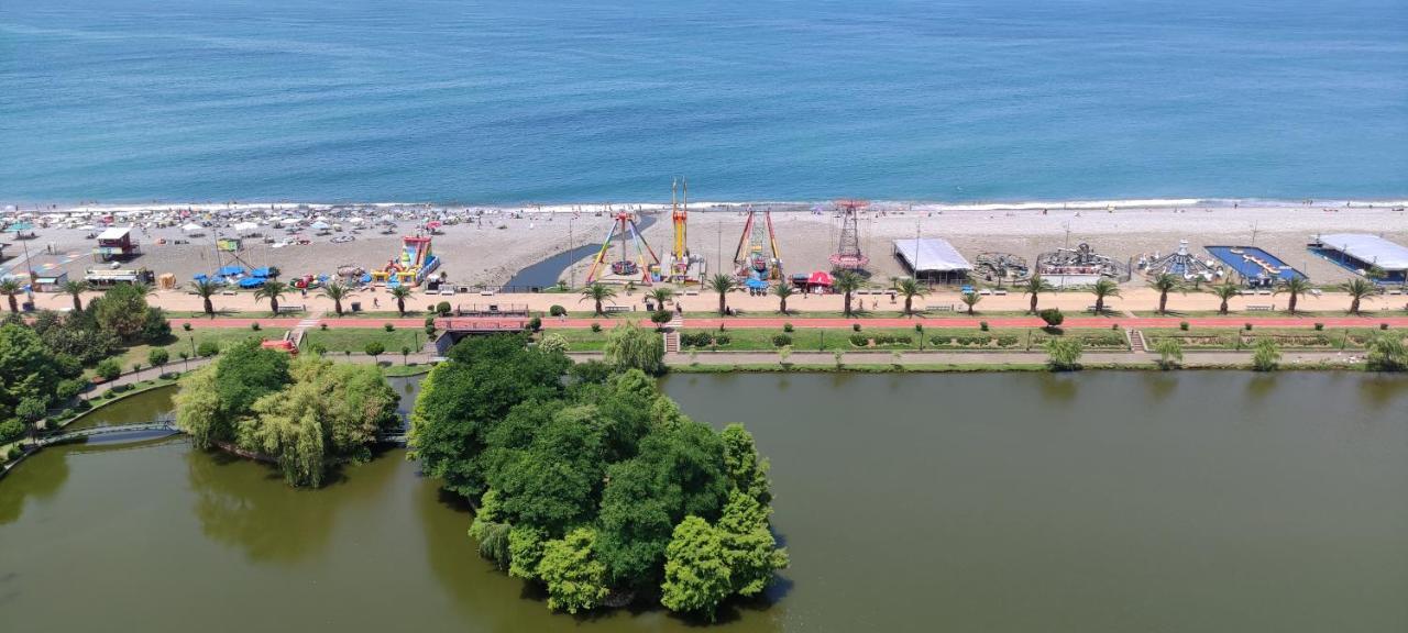 Only Front Sea View, No Side View, Wonderful Panorama, High Floor, Location Guarantee Aparthotel Batumi Kültér fotó