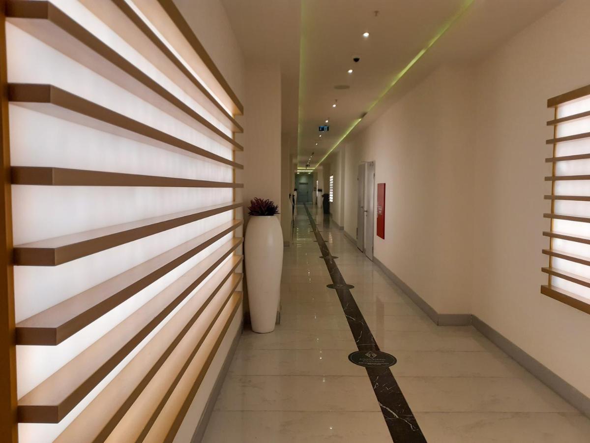 Only Front Sea View, No Side View, Wonderful Panorama, High Floor, Location Guarantee Aparthotel Batumi Kültér fotó