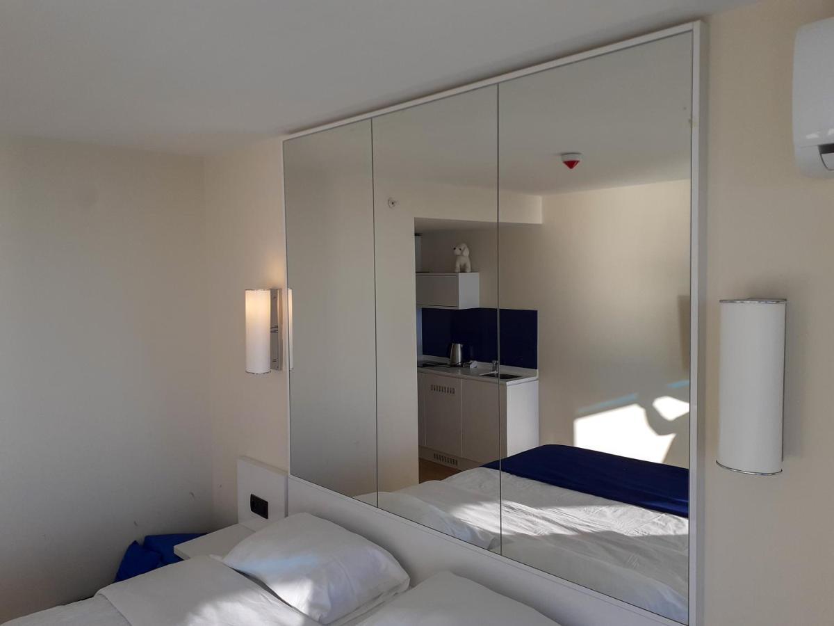 Only Front Sea View, No Side View, Wonderful Panorama, High Floor, Location Guarantee Aparthotel Batumi Kültér fotó