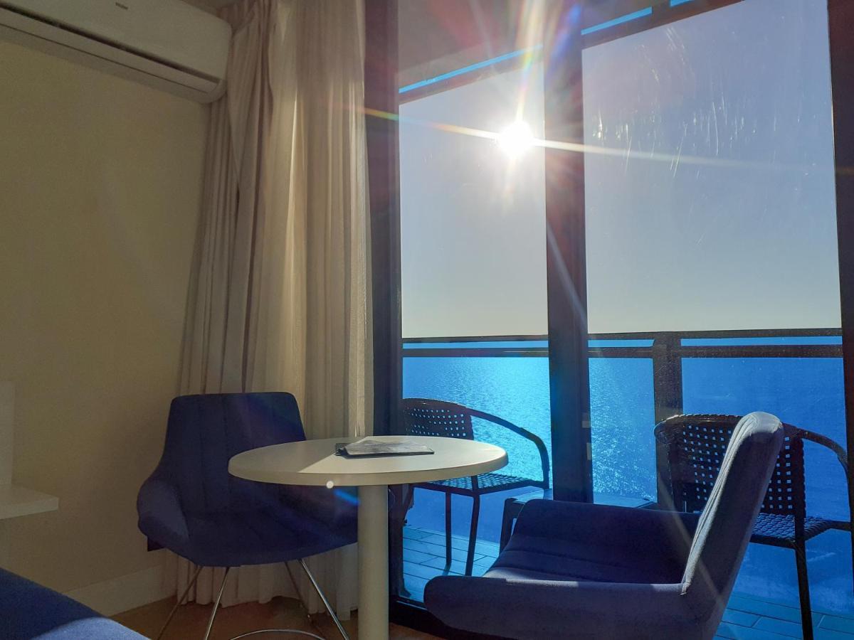 Only Front Sea View, No Side View, Wonderful Panorama, High Floor, Location Guarantee Aparthotel Batumi Kültér fotó